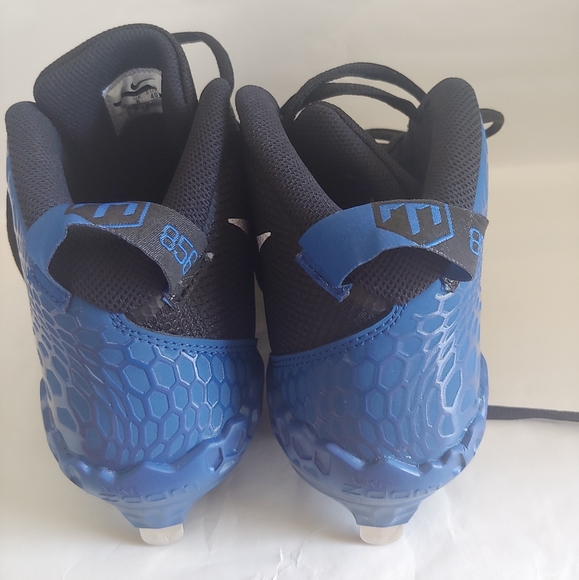 COPY - Nike  Baseball Cleats - Picture 2 of 7